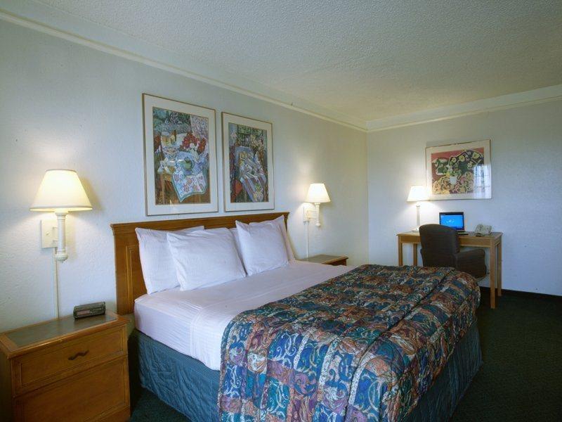 Red Roof Inn Plano Exterior foto